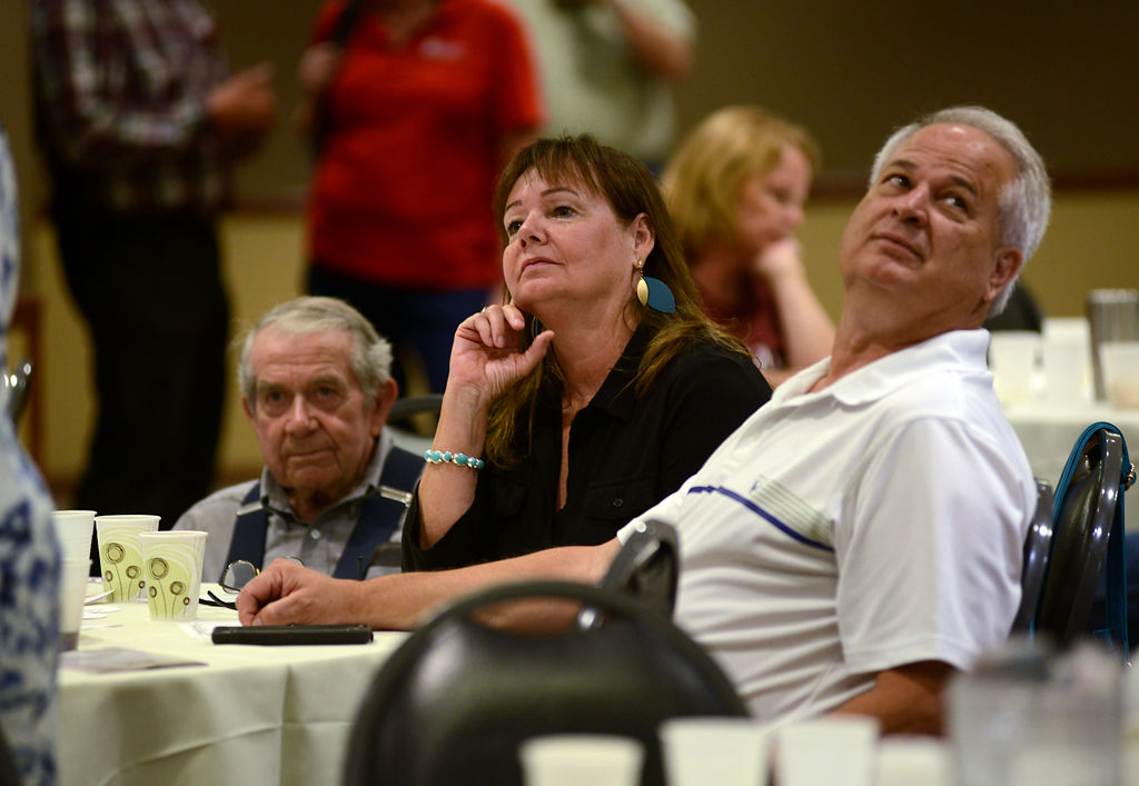 Bill Wulff, Karen Wulff and Phill Wulff buy Trent Henke's ham
